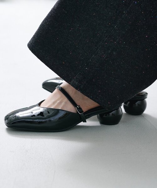 Kastane（カスタネ）の「【オケージョン対応】ラウンドヒールストラップパンプス（パンプス・レディース・ブラック/ダークブラウン・36/37/38）」の5枚目の写真