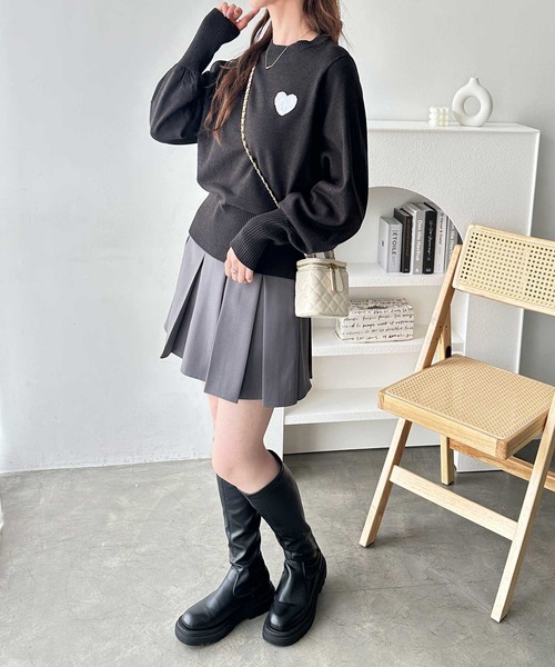 GeeRA(ジーラ)の「ハート刺繍ボリューム袖ニット(ニット/セーター・レディース・グレー/アイボリー/ブラック・MEDIUM/LARGE)」の8枚目の写真
