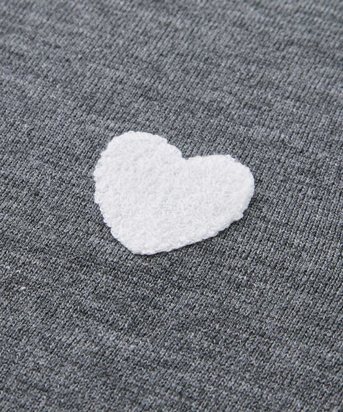 GeeRA(ジーラ)の「ハート刺繍ボリューム袖ニット(ニット/セーター・レディース・グレー/アイボリー/ブラック・MEDIUM/LARGE)」の11枚目の写真