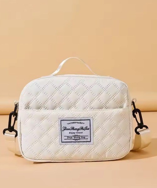 TONE SELECT GOODS（トーンセレクトグッズ）の「LESRIRE/キルティングショルダーバッグ L9214（ショルダーバッグ・レディース・ホワイト/ブラック/ピンク/グリーン/ピンクベージュ・FREE）」の6枚目の写真