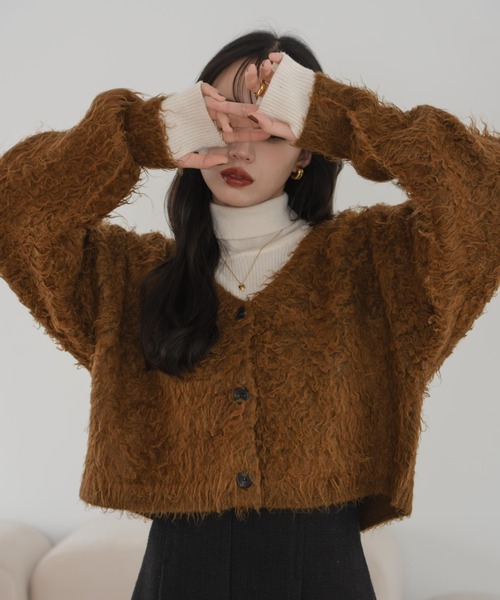 hinari（ヒナリ）の「シャギーショートニットカーディガン（カーディガン/ボレロ・レディース・ブラウン/アイボリー/ベージュ・FREE）」の3枚目の写真