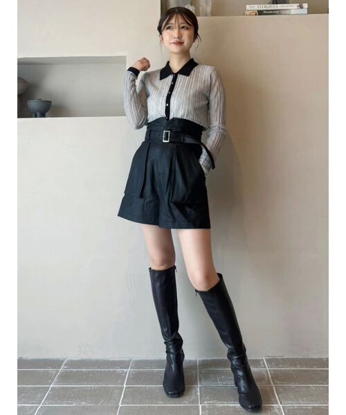 MERCURYDUO（マーキュリーデュオ）の「フェイクレザーハイウエストワークショートパンツ（その他パンツ・レディース・ブラック・SMALL/MEDIUM）」の9枚目の写真