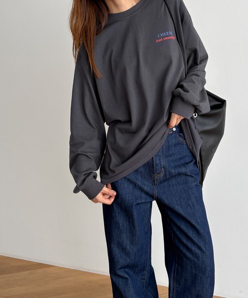 CANAL JEAN(キャナルジーン)の「El mar CHEESE ロングTシャツ(Tシャツ/カットソー・レディース・チャコールグレー/ホワイト・ONE SIZE)」の6枚目の写真