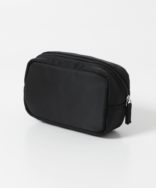 URBAN RESEARCH DOORS(アーバンリサーチドアーズ)の「撥水ポーチ大(ポーチ・レディース・ブラック/ベージュ・ONE)」の12枚目の写真