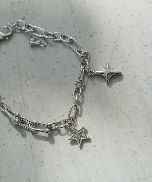 Kastane（カスタネ）の「【fiw.】チャームブレス（ブレスレット・レディース・シルバー・FREE）」の3枚目の写真