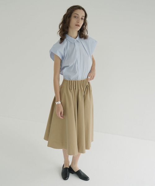 CLANE（クラネ）の「NUANCE SHOULDER OVER SHIRTS（シャツ/ブラウス・レディース・ホワイト/サックスブルー/ブラック・1/2）」の8枚目の写真