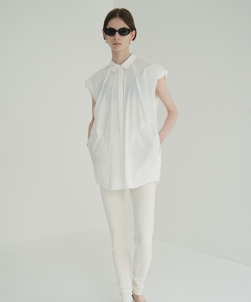 CLANE（クラネ）の「NUANCE SHOULDER OVER SHIRTS（シャツ/ブラウス・レディース・ホワイト/サックスブルー/ブラック・1/2）」の21枚目の写真