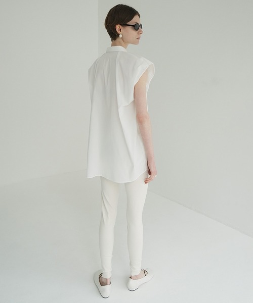 CLANE（クラネ）の「NUANCE SHOULDER OVER SHIRTS（シャツ/ブラウス・レディース・ホワイト/サックスブルー/ブラック・1/2）」の22枚目の写真