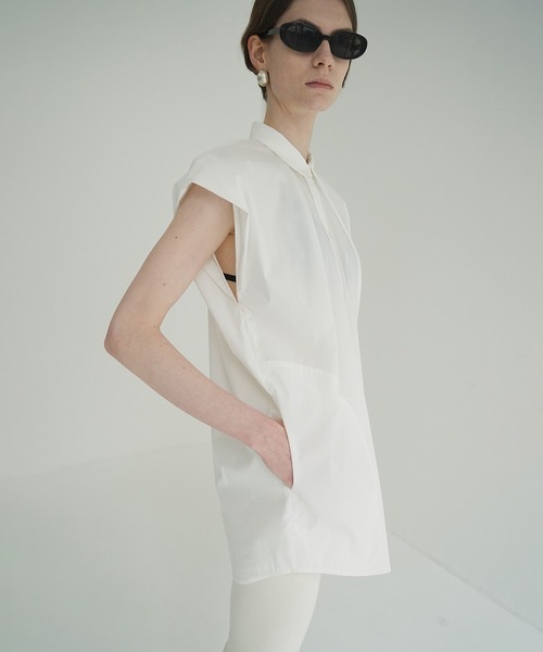 CLANE（クラネ）の「NUANCE SHOULDER OVER SHIRTS（シャツ/ブラウス・レディース・ホワイト/サックスブルー/ブラック・1/2）」の17枚目の写真