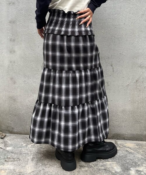 WHO'S WHO gallery（フーズフーギャラリー）の「シャーリングロングスカート（スカート・レディース・ブラック/ブラウン・FREE）」の6枚目の写真