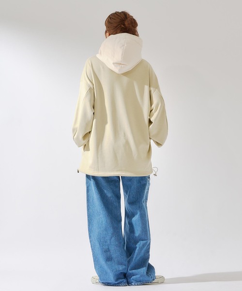 B.C STOCK（ベーセーストック）の「【Deux Allures/ドゥ アリュール】ナカワタフードトレーナー（パーカー・メンズ・ベージュ/ネイビー・MEDIUM/LARGE）」の5枚目の写真