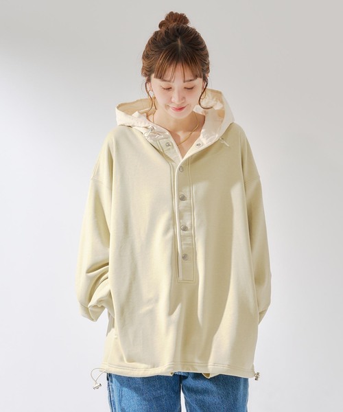 B.C STOCK（ベーセーストック）の「【Deux Allures/ドゥ アリュール】ナカワタフードトレーナー（パーカー・メンズ・ベージュ/ネイビー・MEDIUM/LARGE）」の6枚目の写真