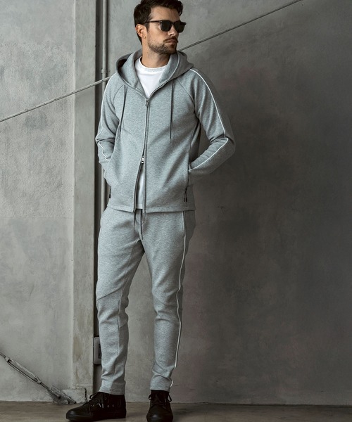 1PIU1UGUALE3 RELAX(ウノピゥウノウグァーレトレ リラックス