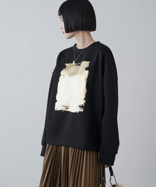 Lui's（ルイス）の「箔プリントダンボールプルオーバー（スウェット・レディース・ブラック/チャコールグレー/ライトベージュ・FREE）」の6枚目の写真