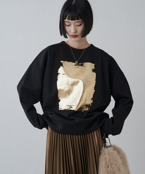 Lui's（ルイス）の「箔プリントダンボールプルオーバー（スウェット・レディース・ブラック/チャコールグレー/ライトベージュ・FREE）」の2枚目の写真