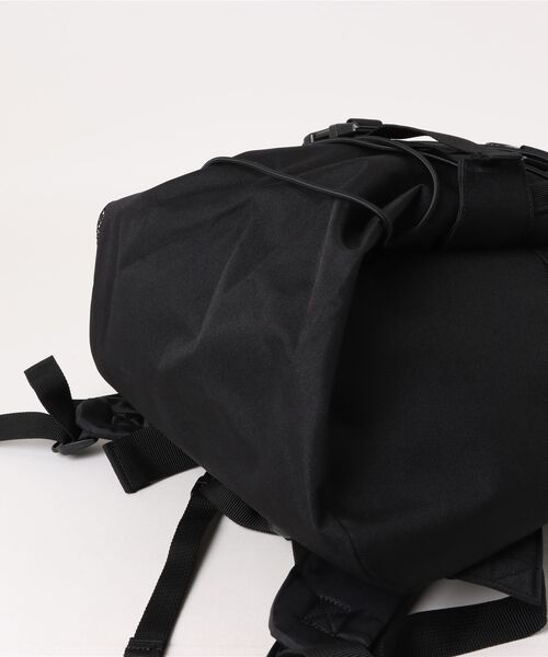 Carhartt WIP(カーハートダブリューアイピー)の「【Carhartt WIP / カーハートダブリューアイピー】KICKFLIP BACKPACK(バックパック/リュック・メンズ・その他1/ブラック/グリーン/ウッド/ブラウン・FREE)」の7枚目の写真