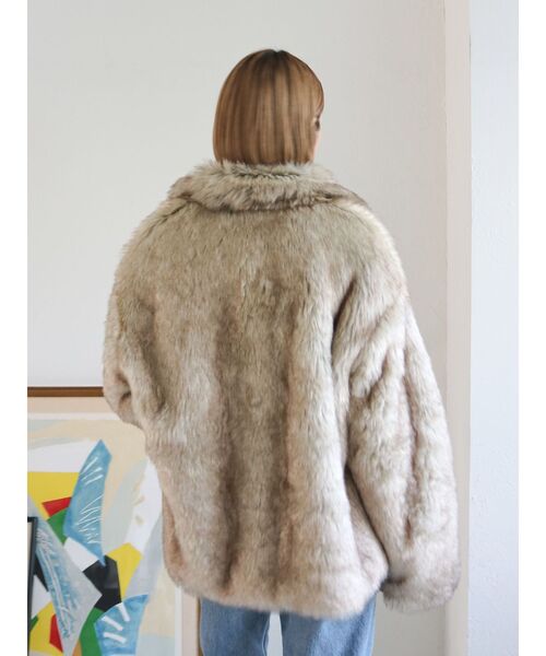 セール】ボリュームデザインファーコート（ダウンジャケット/コート