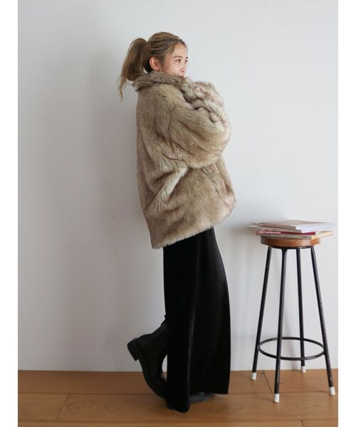 Ungrid（アングリッド）の「ボリュームデザインファーコート（ダウン