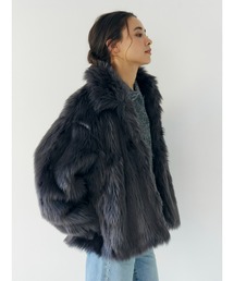 ボリュームデザインファーコート