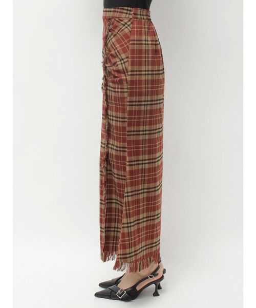 RESEXXY（リゼクシー）の「フリンジチェックタックスカート（スカート・レディース・レッド/ネイビー/ブラウン・FREE）」の15枚目の写真