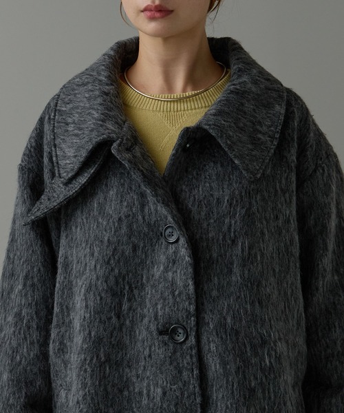 r.(アールドット)の「シャギー スタンドカラー2wayミドルコート(その他アウター・レディース・グレー/ブラック・FREE)」の10枚目の写真