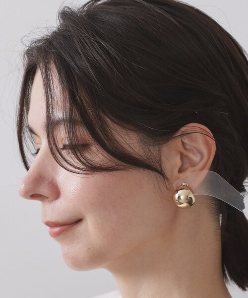 OPAQUE.CLIP(オペークドットクリップ)の「ビッグボールメタルピアス(ピアス(両耳用)・レディース・シルバー/ゴールド・00)」の7枚目の写真