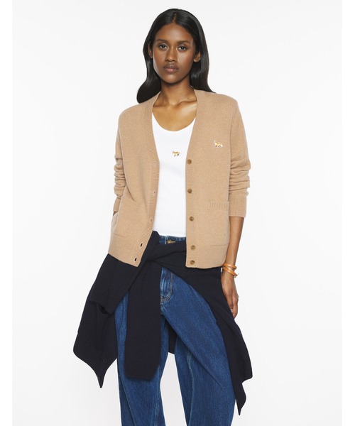 Maison Kitsune（メゾンキツネ）の「BABY FOX LAMBSWOOL BOXY CARDIGAN（カーディガン/ボレロ・レディース・ブラック/ピンク/ブラウン/ネイビー/ライトグレー・XS/M/L/S）」の22枚目の写真