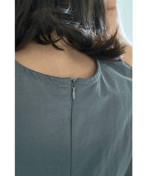 marjour（マージュール）の「COCOON NYLON ONEPIECE（ワンピース・レディース・グレー・M）」の12枚目の写真