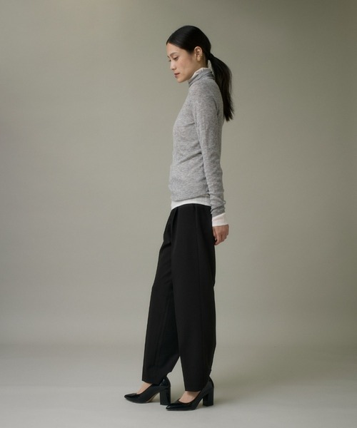 I.T.'S international(イッツインターナショナル)の「ハイネックニットプルオーバー《Melty air wool》(ニット/セーター・レディース・オフホワイト/ブラック/グレー/ピンク/ブルー・フリー)」の11枚目の写真