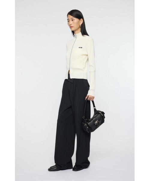 MOUSSY（マウジー）の「BI COLOR MIDDLE NECKトップス（パーカー・レディース・ネイビー/アイボリー/レッド・FREE）」の21枚目の写真