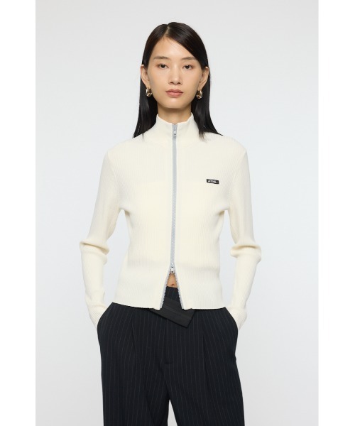 MOUSSY（マウジー）の「BI COLOR MIDDLE NECKトップス（パーカー・レディース・ネイビー/アイボリー/レッド・FREE）」の19枚目の写真