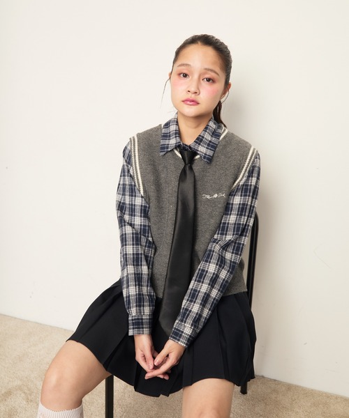 Nadana（ナダナ）の「プリーツミニスカート（スカート・レディース・チャコールグレー/ネイビー・FREE）」の7枚目の写真