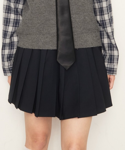 Nadana（ナダナ）の「プリーツミニスカート（スカート・レディース・チャコールグレー/ネイビー・FREE）」の8枚目の写真