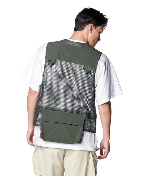 UNDER ARMOUR(アンダーアーマー)の「UAアーバン アウトドア ベスト(ライフスタイル/メンズ)(ベスト・メンズ・カーキ・S/XS/2XL/M/3XL/L)」の2枚目の写真