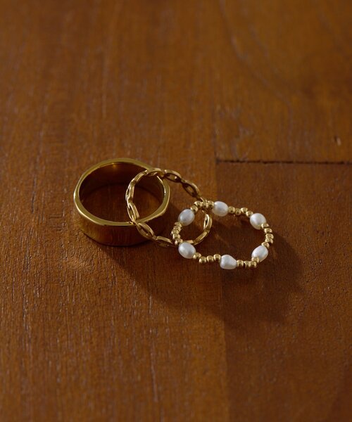 ear PAPILLONNER(イアパピヨネ)の「《インフルエンサーuchida企画/ステンレス》淡水パール3連リング(リング・レディース・ゴールド/シルバー・14)」の19枚目の写真