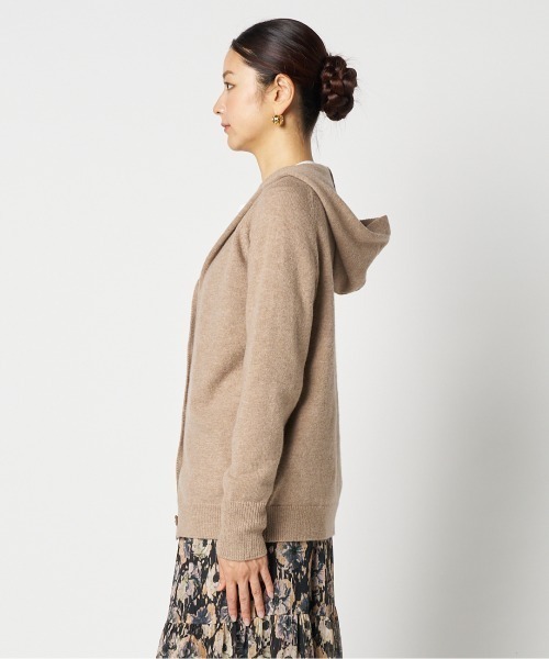 HELIOPOLE（エリオポール）の「KNIT HOODIE CARDIGAN（ニット/セーター・レディース・ダークブラウン/アイボリー/グレー・38）」の13枚目の写真