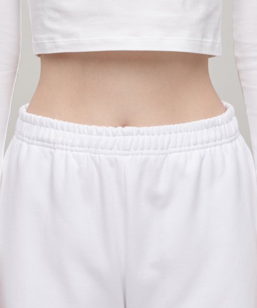 MUSINSA STANDARD WOMAN（ムシンサスタンダードウーマン）の「ウィメンズリラックスドラウンジスウェットパンツ[ホワイト]（スウェットパンツ・レディース・その他・SMALL/MEDIUM/LARGE/X-SMALL）」の3枚目の写真