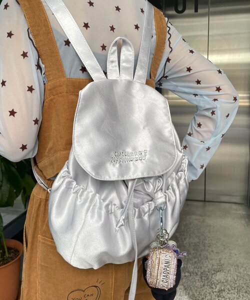 HELLO.SANFRANCISCO（ハローサンフランシスコ）の「【HELLO.SANFRANCISCO/ハローサンフランシスコ】ロゴ刺繍サテンリュックサック（バックパック/リュック・レディース・ピンク/シルバー/ブルー・ONE SIZE）」の12枚目の写真