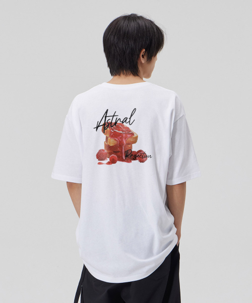 ASTRAL PROJECTION（アストラルプロジェクション）の「[ラズベリージャム]コットンルーズフィット半袖Tシャツ_ホワイト（Tシャツ/カットソー・メンズ・その他・MEDIUM/LARGE/X-LARGE/XX-LARGE）」の4枚目の写真
