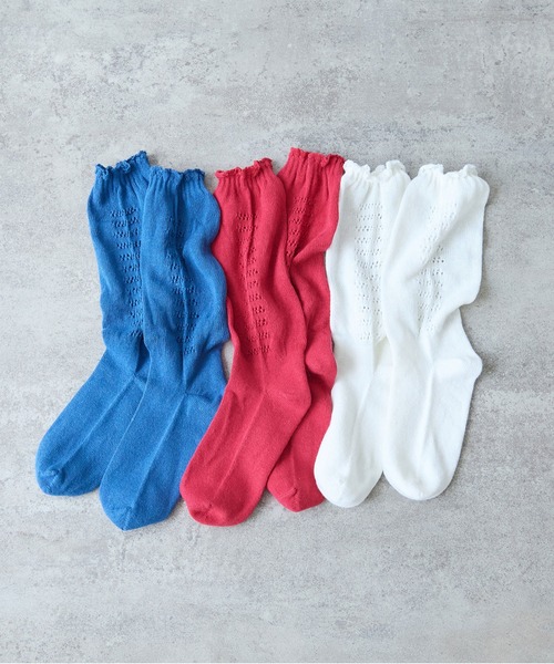 bulle de savon(ビュルデサボン)の「コットン/リネン 透かし編みsocks(ソックス/靴下・レディース・ホワイト/ブルー・FREE)」の2枚目の写真