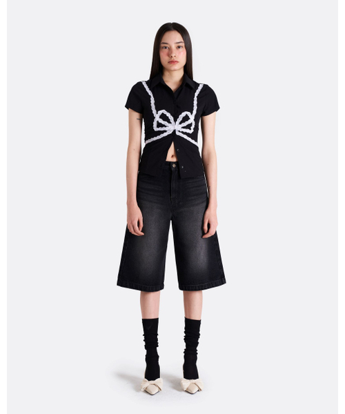 SIO（シオ）の「ウォッシュドハーフデニムパンツ[ブラック]（デニムパンツ・レディース・ブラック・SMALL/MEDIUM）」の3枚目の写真