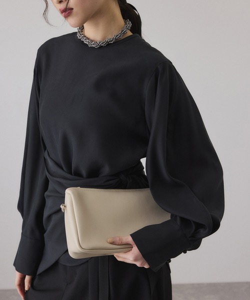 ADAM ET ROPE'（アダムエロペ）の「スプリットレザートップハンドルバッグ（ハンドバッグ・レディース・オフホワイト/ブラック・FREE）」の7枚目の写真