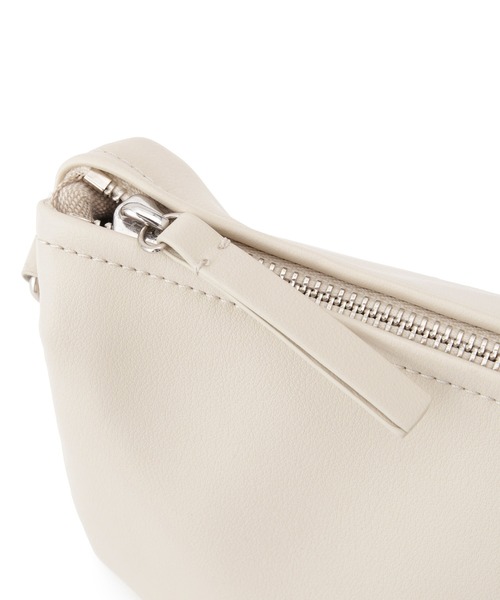 ADAM ET ROPE'（アダムエロペ）の「スプリットレザートップハンドルバッグ（ハンドバッグ・レディース・オフホワイト/ブラック・FREE）」の15枚目の写真