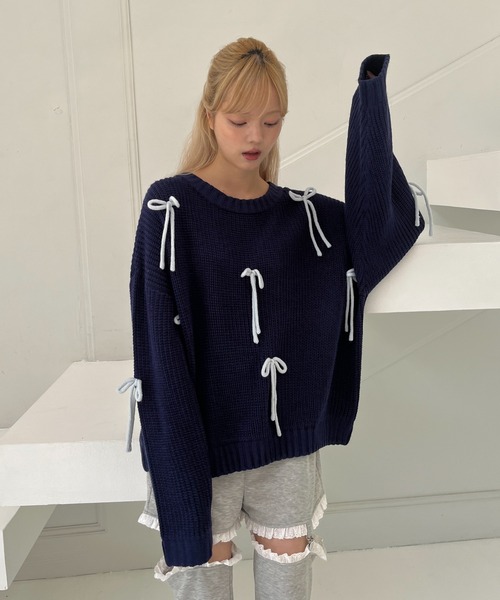 MORE self LOVE(モアセルフラブ)の「Lovely Ribbon Knit(ニット/セーター・レディース・レッド/ネイビー/オフホワイト・FREE)」の11枚目の写真