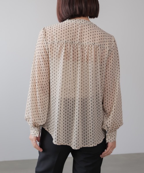 Bou Jeloud（ブージュルード）の「パターンシフォンブラウス（シャツ/ブラウス・レディース・アイボリー/ブラック・38）」の7枚目の写真