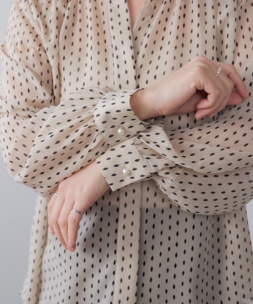 Bou Jeloud（ブージュルード）の「パターンシフォンブラウス（シャツ/ブラウス・レディース・アイボリー/ブラック・38）」の10枚目の写真