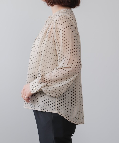 Bou Jeloud（ブージュルード）の「パターンシフォンブラウス（シャツ/ブラウス・レディース・アイボリー/ブラック・38）」の11枚目の写真