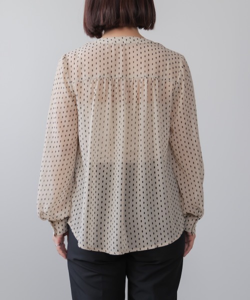 Bou Jeloud（ブージュルード）の「パターンシフォンブラウス（シャツ/ブラウス・レディース・アイボリー/ブラック・38）」の12枚目の写真