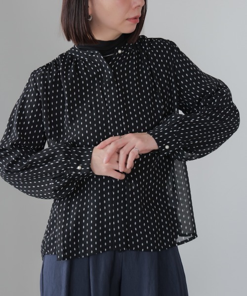 Bou Jeloud（ブージュルード）の「パターンシフォンブラウス（シャツ/ブラウス・レディース・アイボリー/ブラック・38）」の16枚目の写真