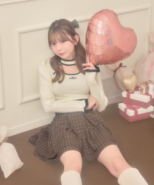 apres jour(アプレジュール)の「配色パフスリーブニット(ニット/セーター・レディース・グレイッシュベージュ/アイボリー/ブラック・X-LARGE/フリー)」の9枚目の写真